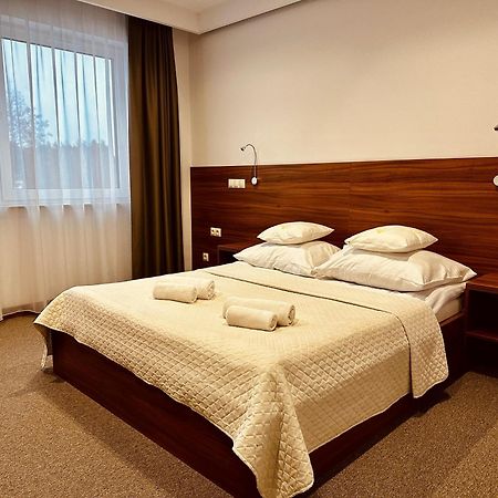 Hotel Rubin Stara Blotnica Bagian luar foto