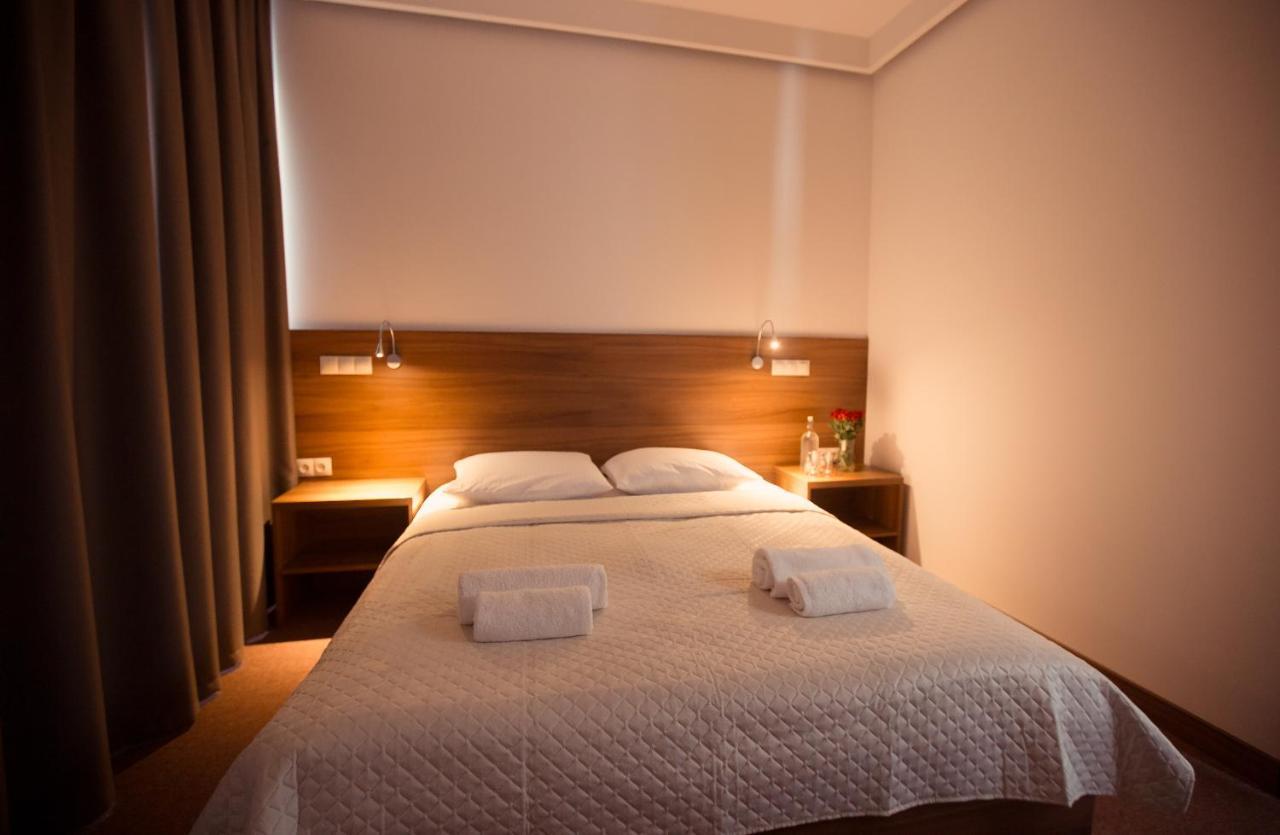 Hotel Rubin Stara Blotnica Bagian luar foto