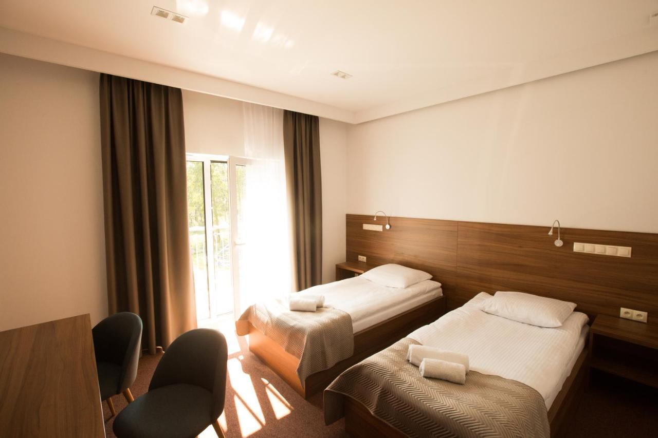 Hotel Rubin Stara Blotnica Bagian luar foto