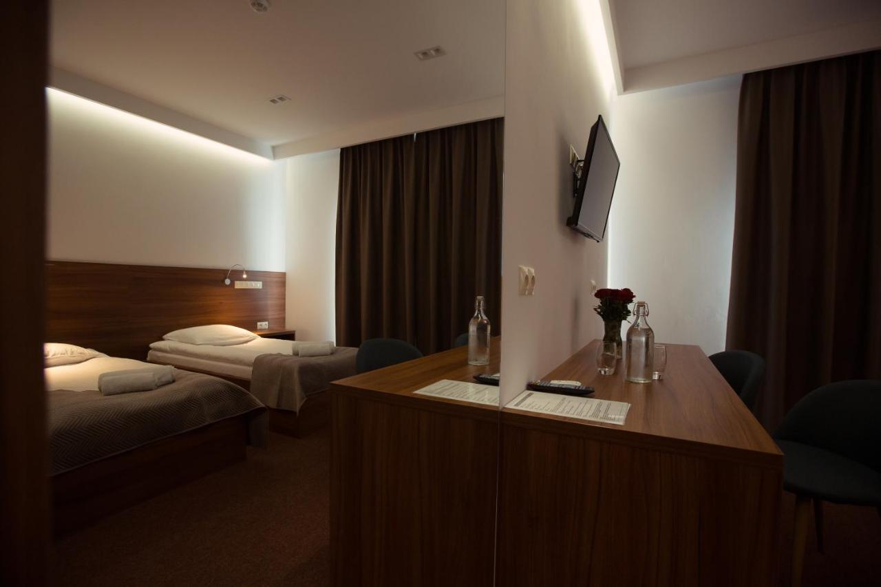 Hotel Rubin Stara Blotnica Bagian luar foto