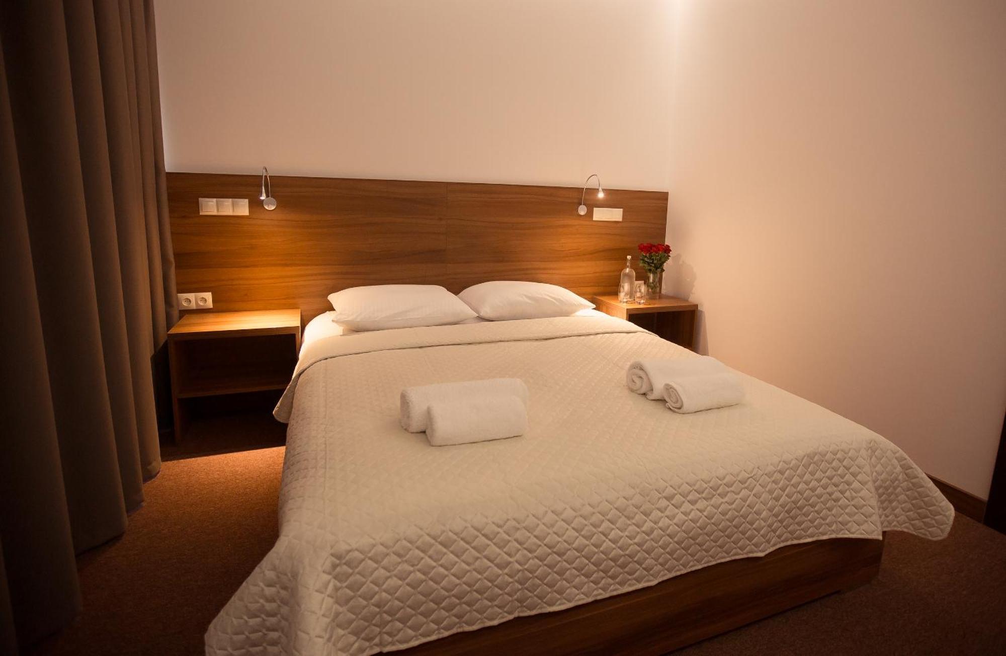 Hotel Rubin Stara Blotnica Bagian luar foto